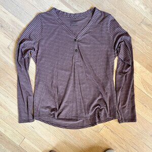 NWOT Patagonia Long Sleeve V Neck Shirt Womens XL